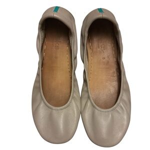 tieks by Gavrieli Taupe Women's Leather Flats size 8